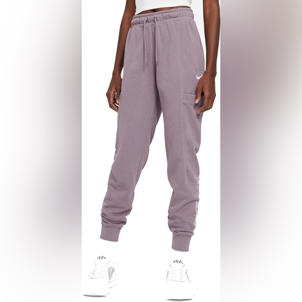 Nike air cargo sweatpants purple